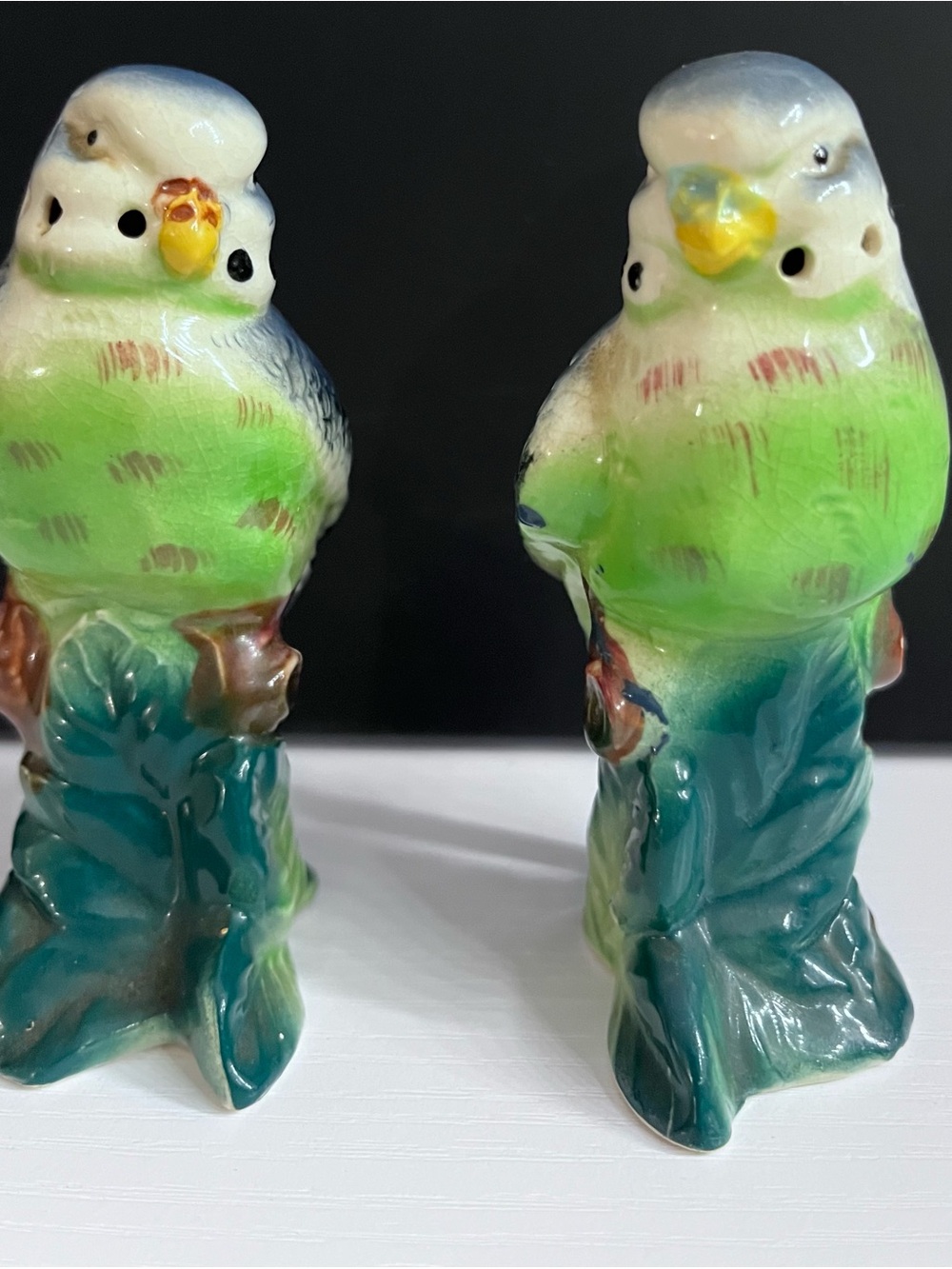 Vintage Parakeets Chirp Art Ceramic Birds Salt and Pepper Shakers
